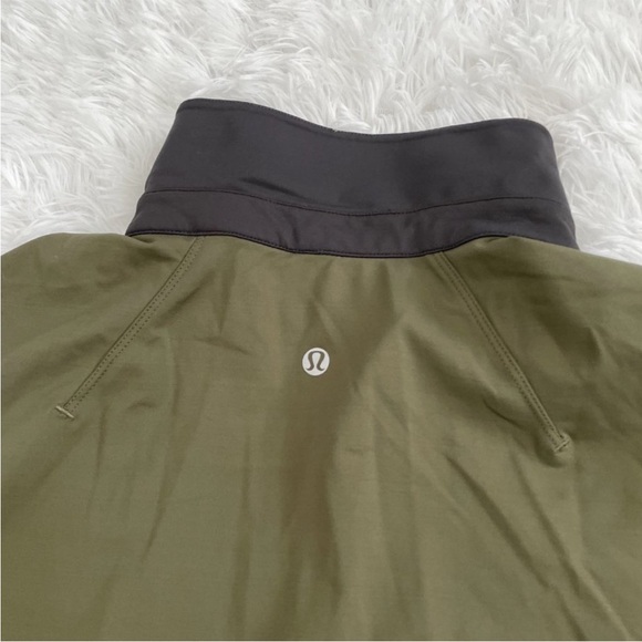 Lululemon men’s green and black polo. Great used condition. - Picture 2 of 7